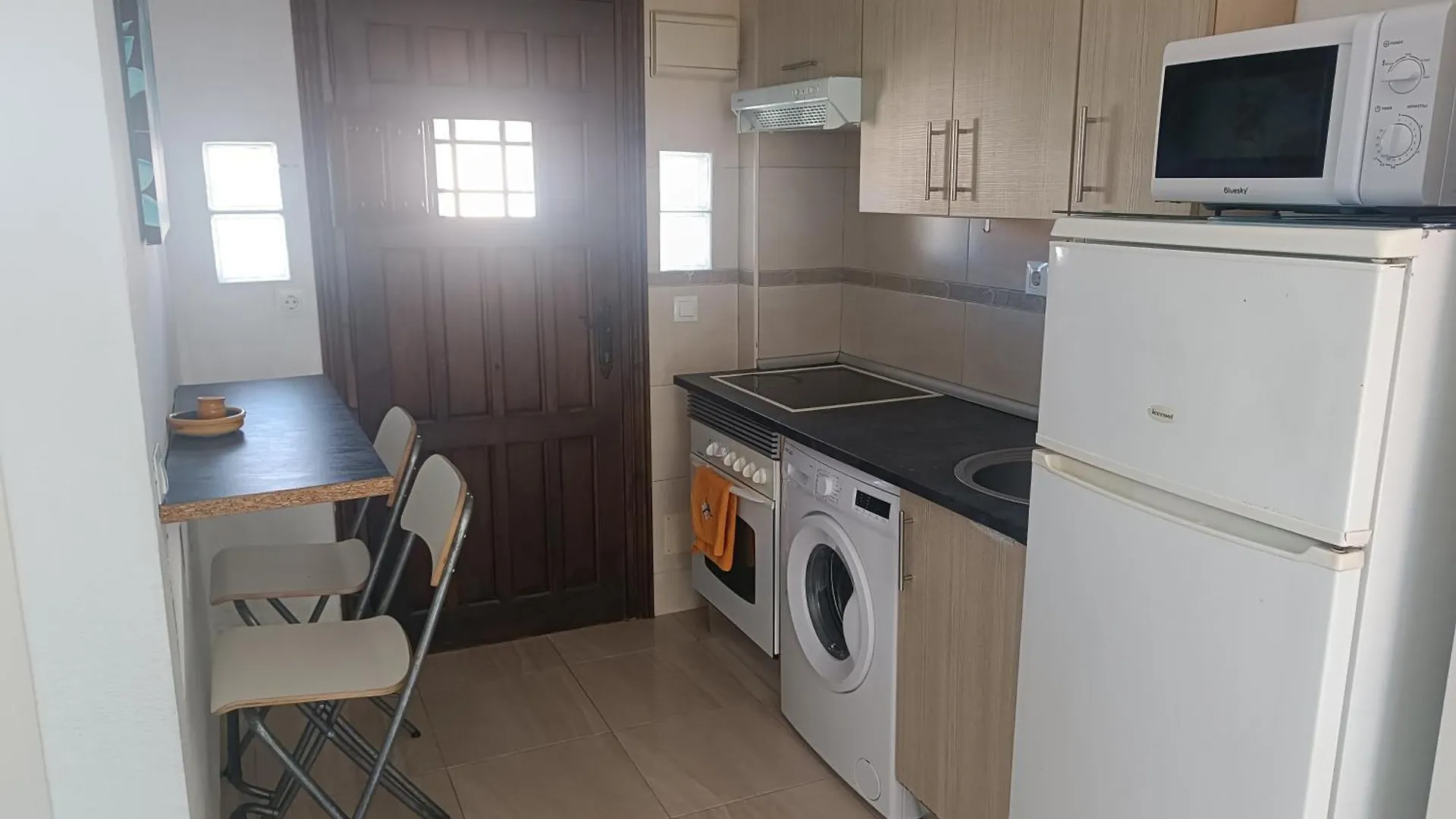 Estudio A 50Mt Del Mar, Zona Palacio De Congresos - Apto 4 Эстепона Апартаменты