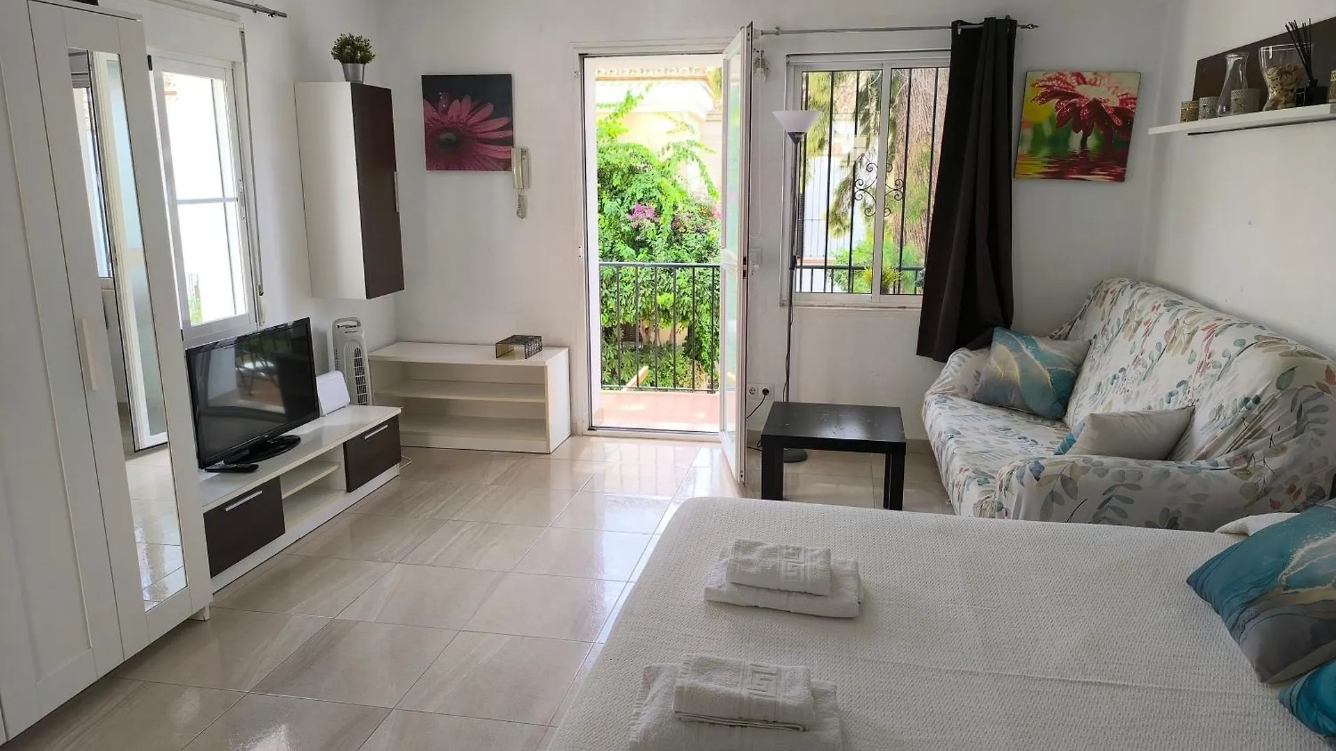Estudio A 50Mt Del Mar, Zona Palacio De Congresos - Apto 4 Estepona Španělsko